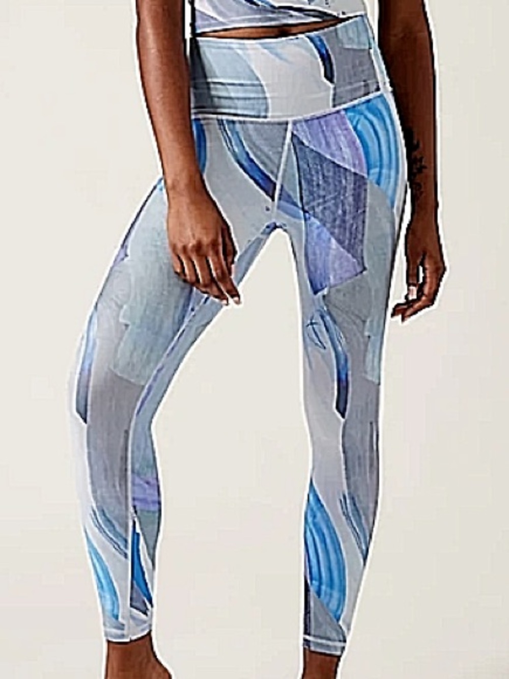 Athleta Women's Elation 7/8 Tight size Small color Vibrance Snowfall Blue